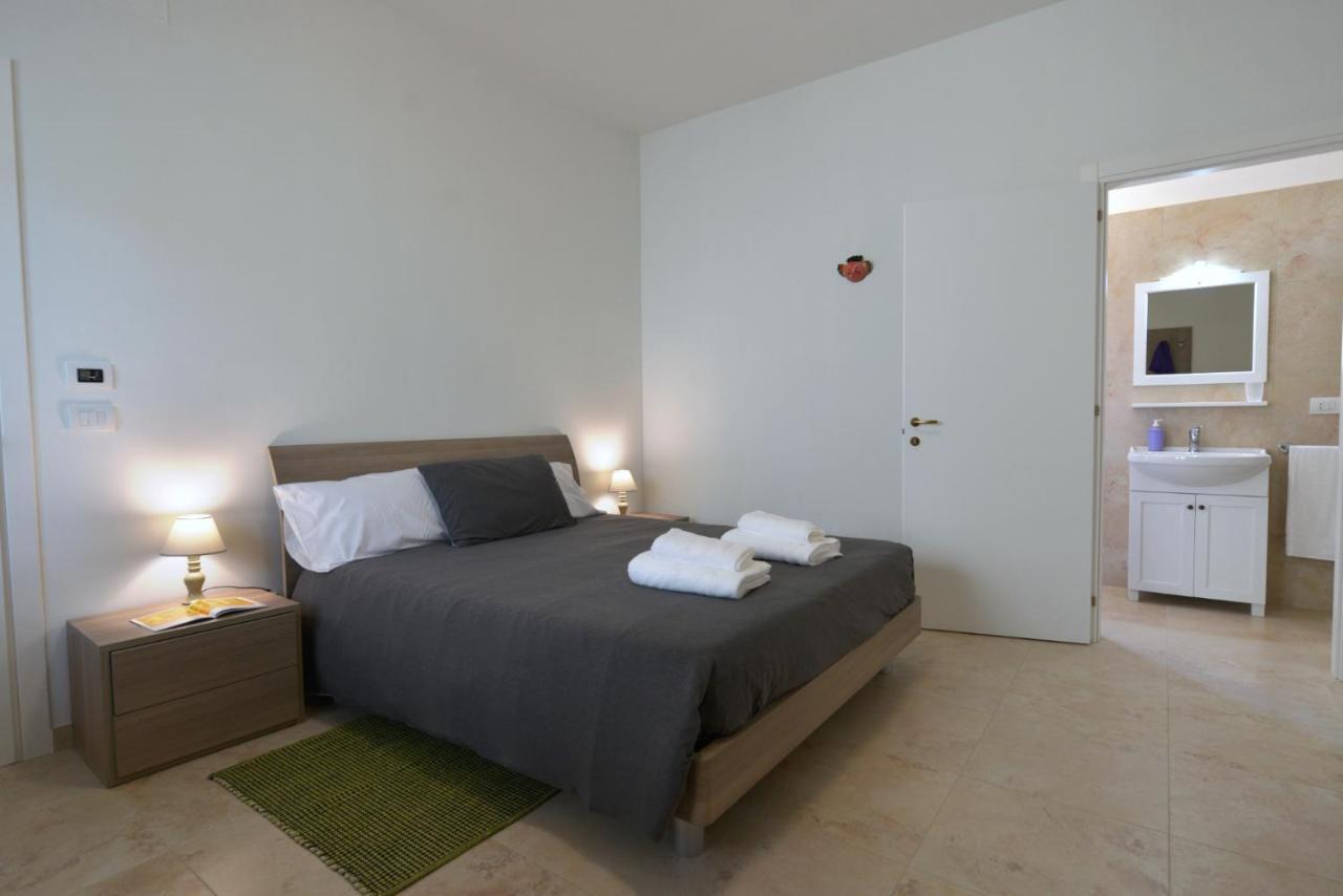סליצ'ה סלנטינו B&B Dei Ciclopi מראה חיצוני תמונה